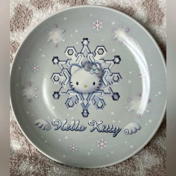 Hello Kitty Decorative Plates Set - Picture 2 of 6